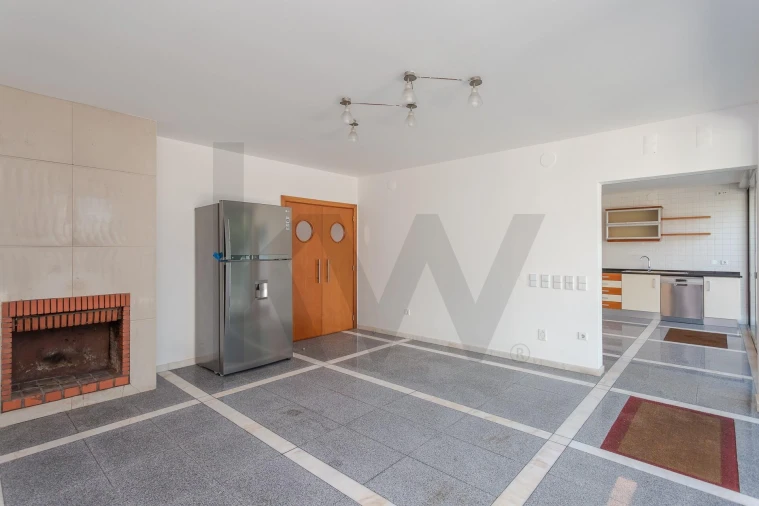 Moradia T4 para Venda em Romeira e Várzea Foto 36