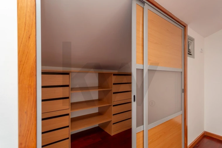 Moradia T4 para Venda em Romeira e Várzea Foto 56