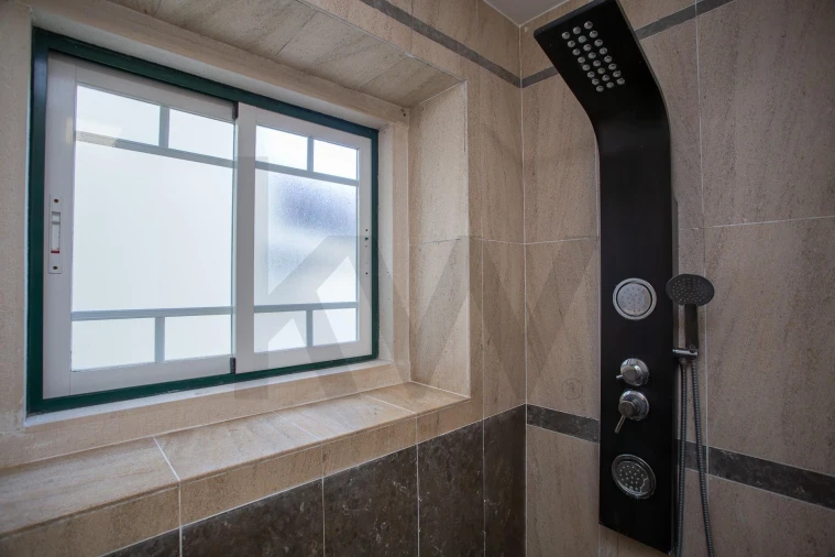 Moradia T4 para Venda em Romeira e Várzea Foto 32