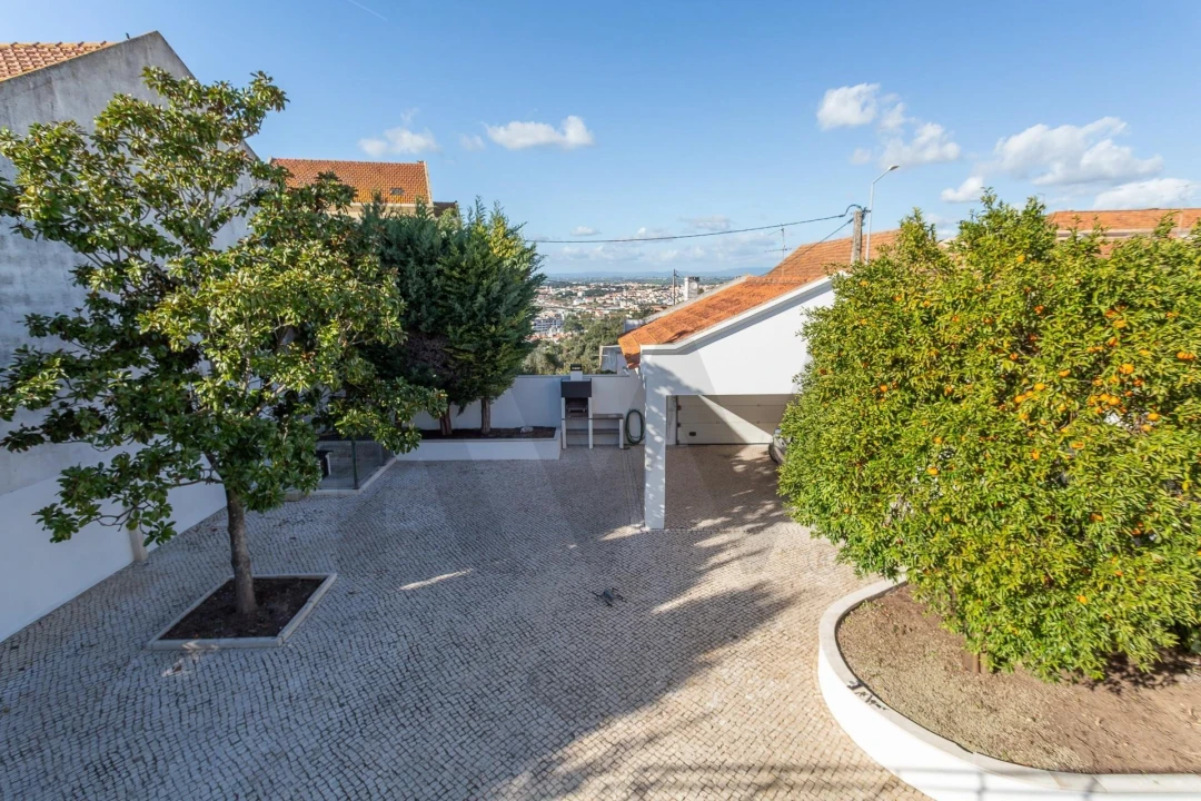 Moradia T4 para Venda em Romeira e Várzea Foto 77