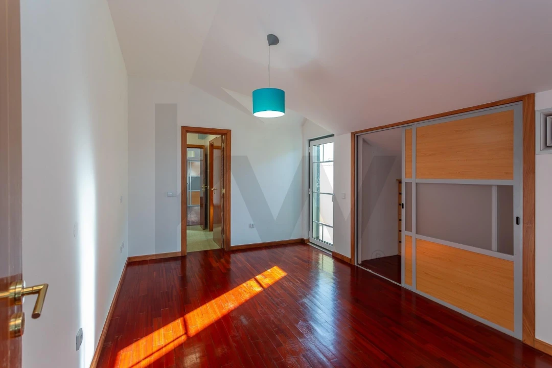 Moradia T4 para Venda em Romeira e Várzea Foto 52