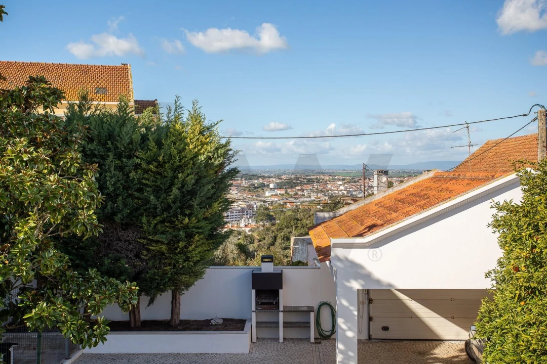 Moradia T4 para Venda em Romeira e Várzea Foto 60