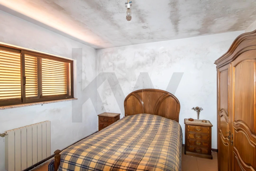 Moradia T4 para Venda em To Foto 21