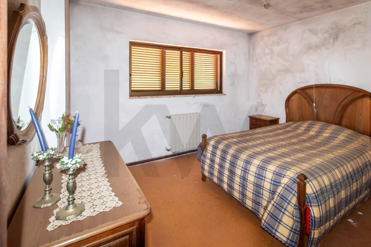 Moradia T4 para Venda em To Foto 16