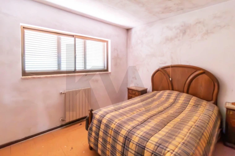 Moradia T4 para Venda em To Foto 22