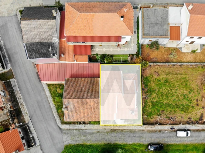 Moradia T4 para Venda em To Foto 29