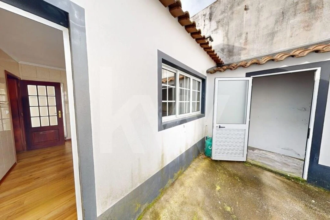 Moradia T3 para Venda em Nordeste Foto 21