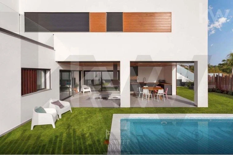 Moradia T6 para Arrendamento em Amora Foto 54