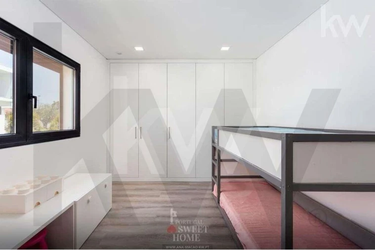 Moradia T6 para Arrendamento em Amora Foto 38