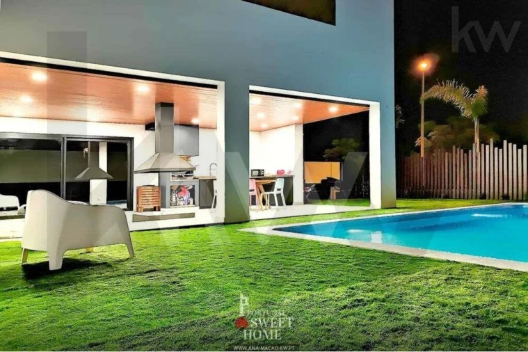 Moradia T6 para Arrendamento em Amora Foto 63