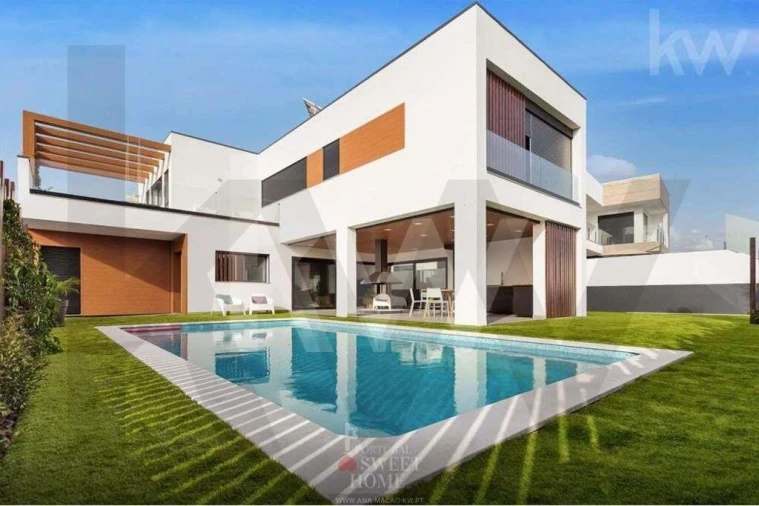 Moradia T6 para Arrendamento em Amora Foto 3