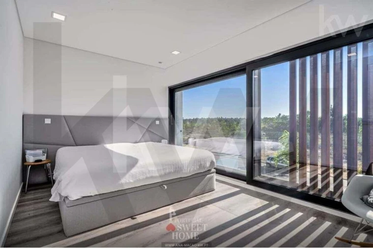 Moradia T6 para Arrendamento em Amora Foto 30