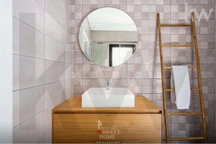 Moradia T6 para Arrendamento em Amora Foto 22