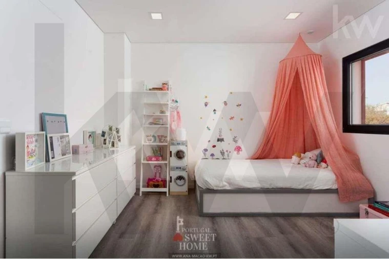 Moradia T6 para Arrendamento em Amora Foto 36