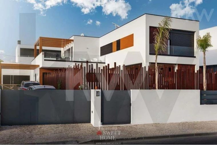 Moradia T6 para Arrendamento em Amora Foto 5