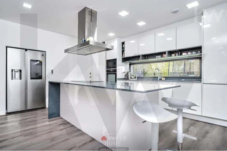 Moradia T6 para Arrendamento em Amora Foto 17