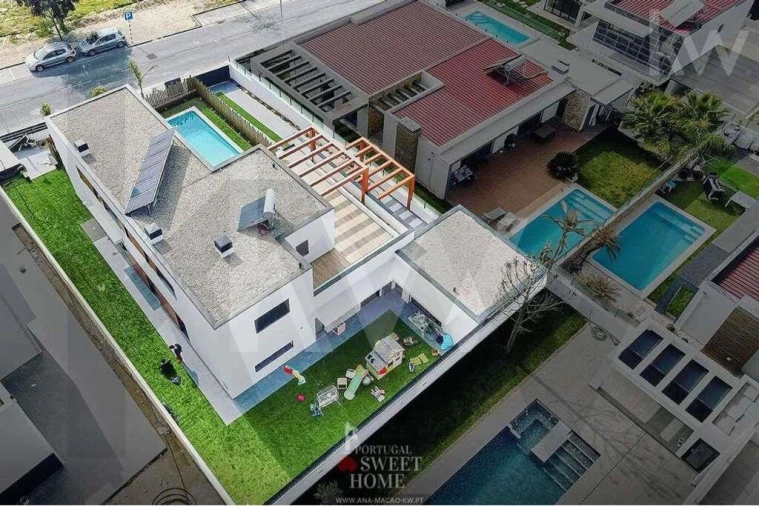 Moradia T6 para Arrendamento em Amora Foto 69