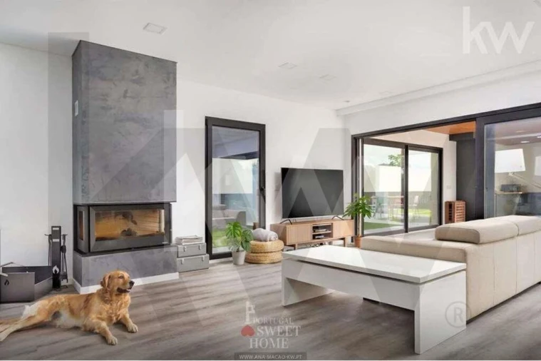 Moradia T6 para Arrendamento em Amora Foto 8