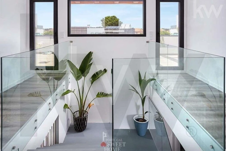 Moradia T6 para Arrendamento em Amora Foto 45