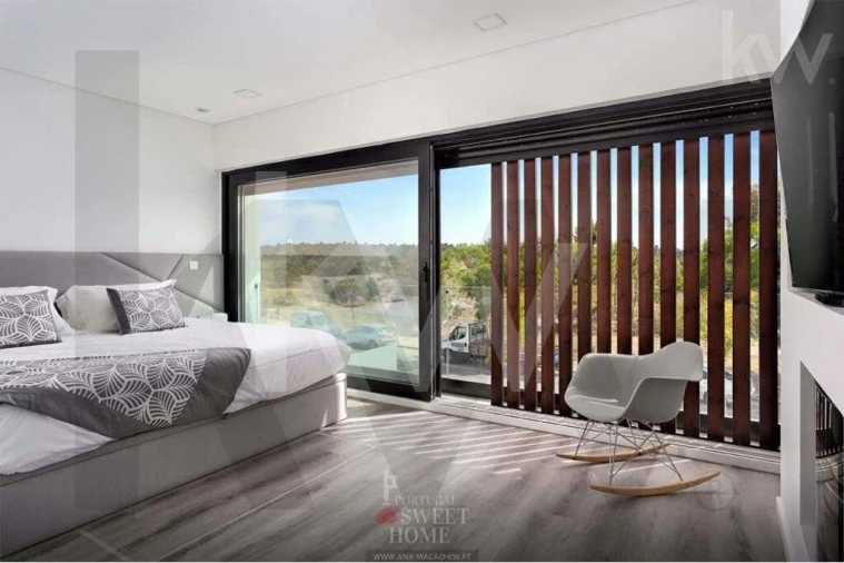 Moradia T6 para Arrendamento em Amora Foto 27