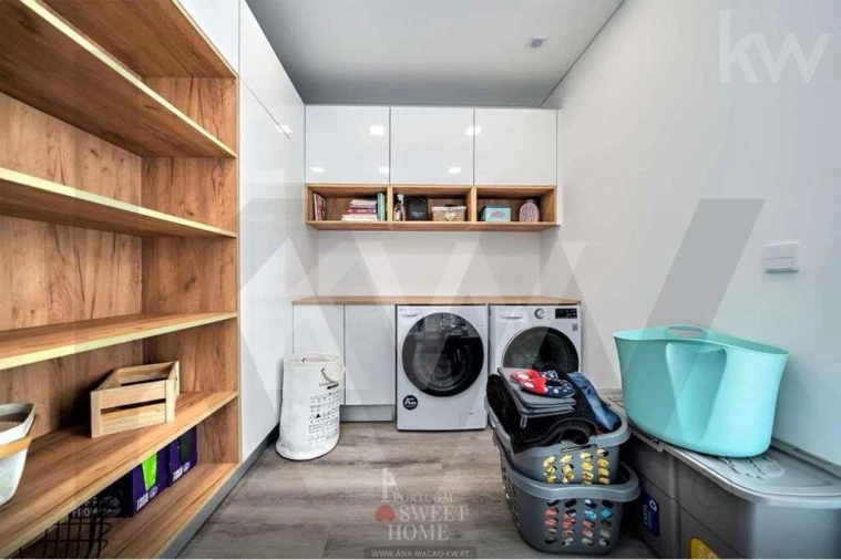 Moradia T6 para Arrendamento em Amora Foto 16