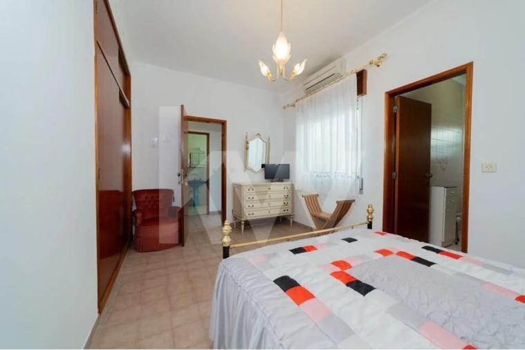 Moradia T5 para Venda em Vila Real de Santo Antonio Foto 14