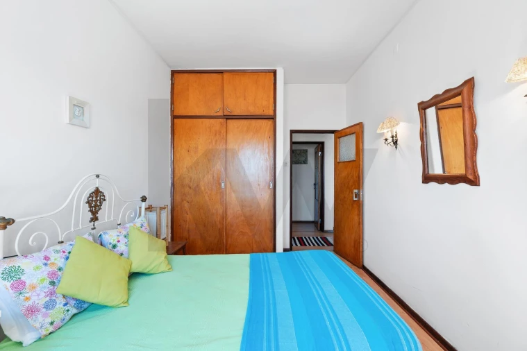 Moradia T4 para Venda em São Martinho do Porto Foto 37