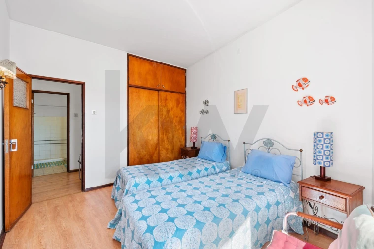 Moradia T4 para Venda em São Martinho do Porto Foto 55