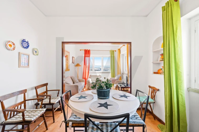 Moradia T4 para Venda em São Martinho do Porto Foto 1