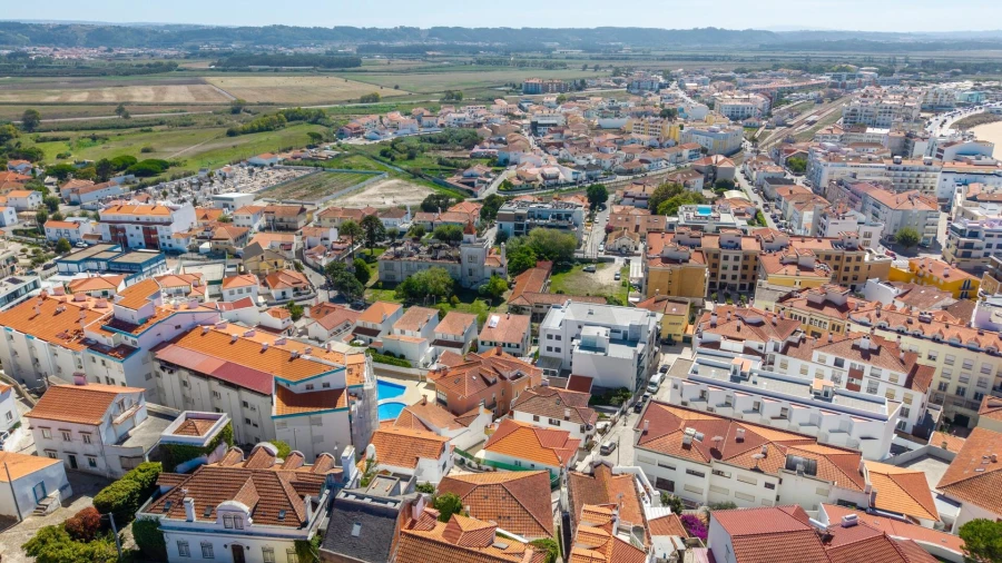 Moradia T4 para Venda em São Martinho do Porto Foto 71