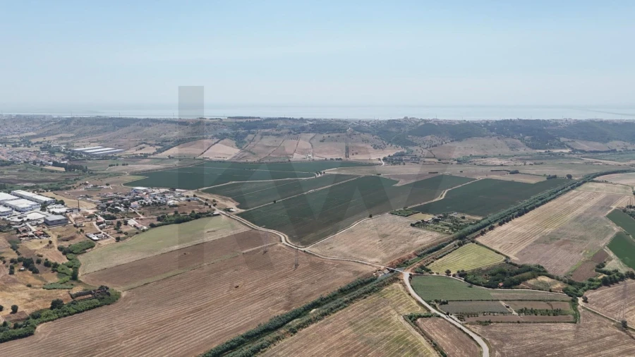 Terreno para Venda em Santo Antão e São Julião do Tojal Foto 15