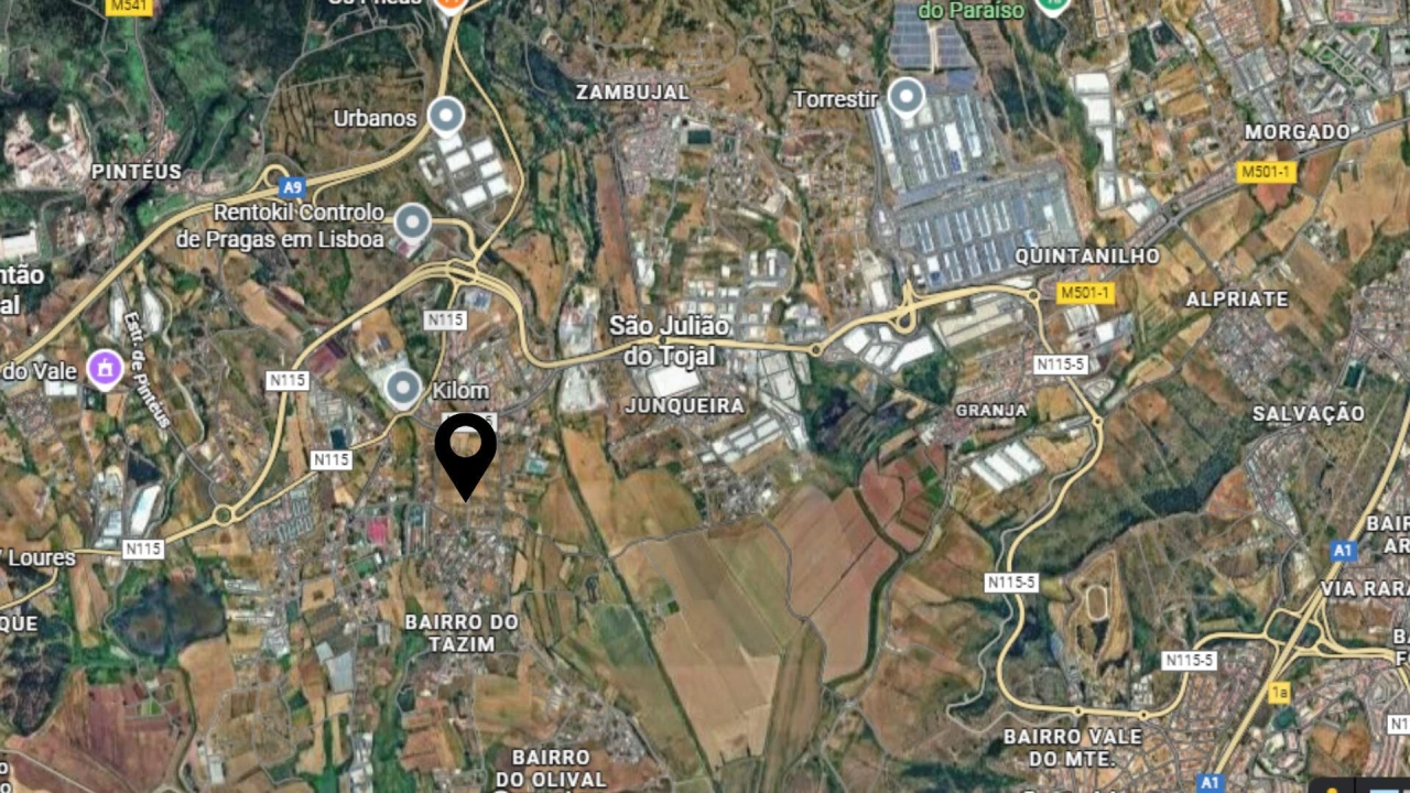 Terreno para Venda em Santo Antão e São Julião do Tojal Foto 3