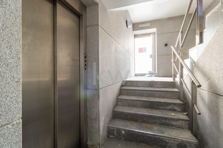 Prédio para Venda em Pena, Quintã e Vila Cova Foto 43