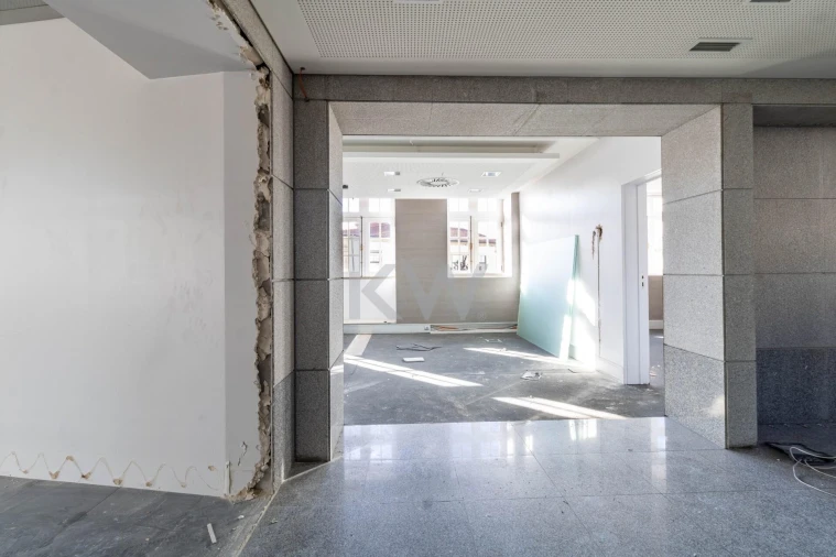 Prédio para Venda em Pena, Quintã e Vila Cova Foto 22