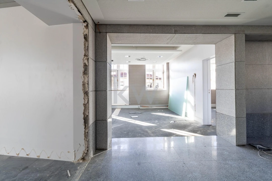 Prédio para Venda em Pena, Quintã e Vila Cova Foto 22