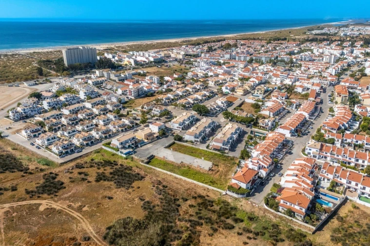 Moradia T4 para Venda em Castro Marim Foto 22