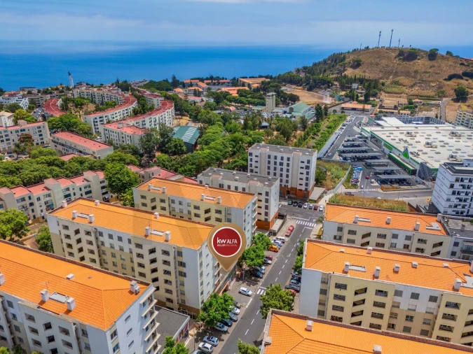 Loja para Trespasse em São Martinho Foto 16