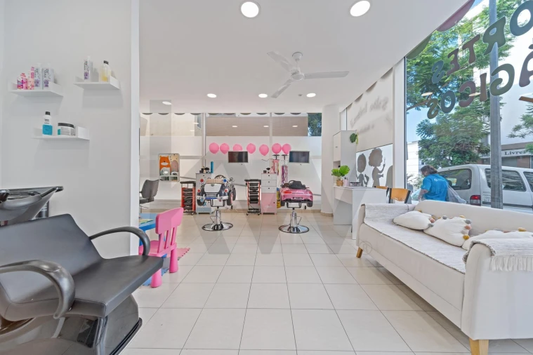 Loja para Trespasse em São Martinho Foto 2