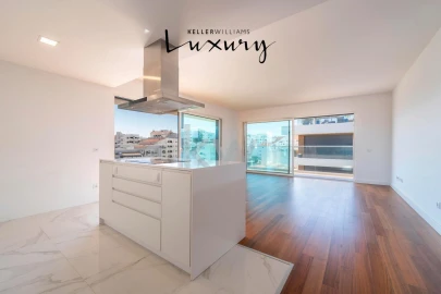 Apartamento T3 para Venda em Albufeira e Olhos de Água