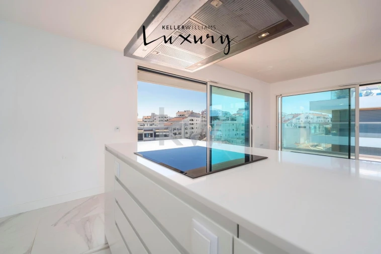 Apartamento T3 para Venda em Albufeira e Olhos de Água Foto 12