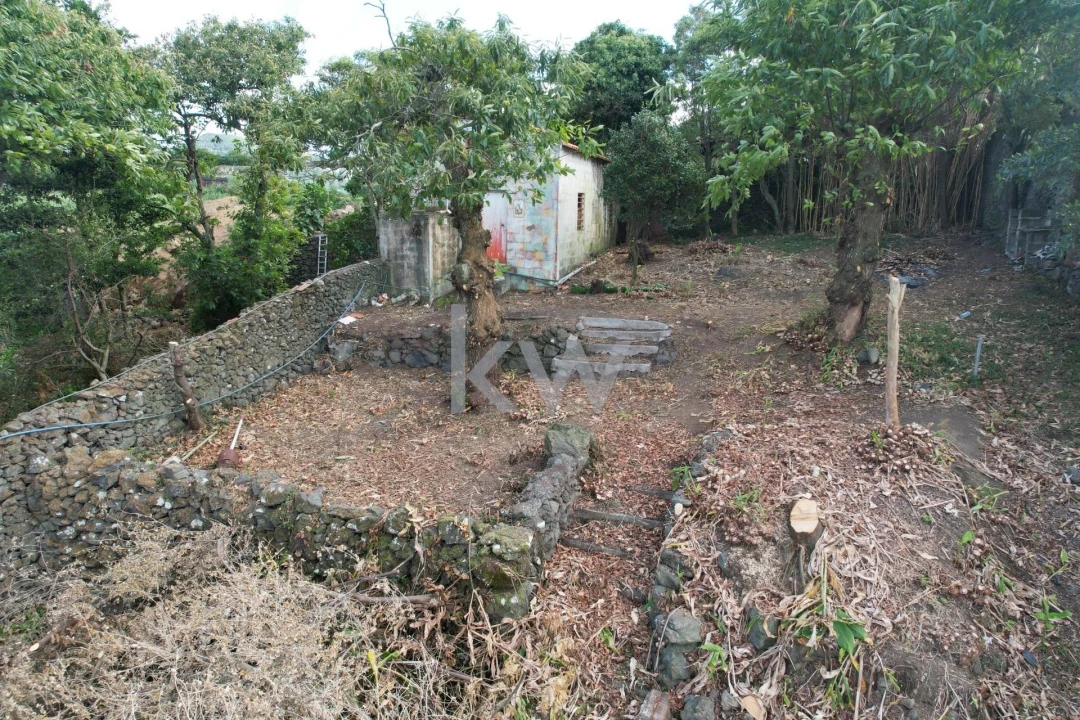 Moradia T3 para Venda em Fenais da Luz Foto 7