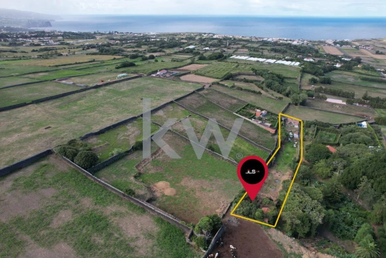 Moradia T3 para Venda em Fenais da Luz Foto 4