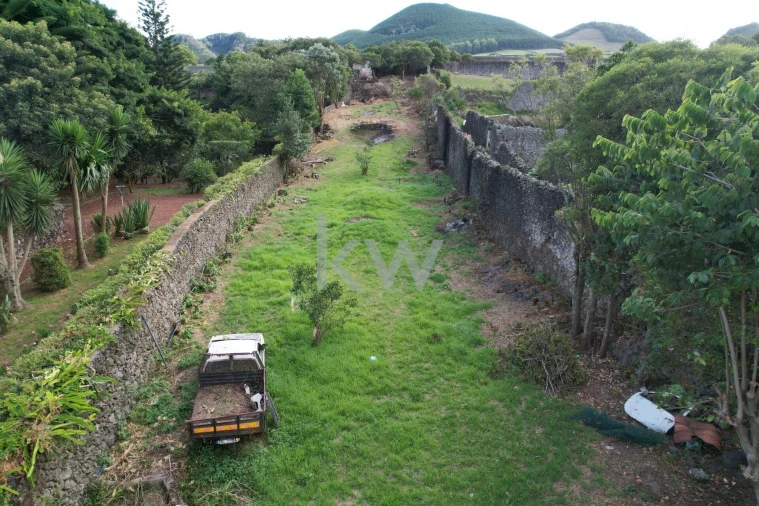 Moradia T3 para Venda em Fenais da Luz Foto 5