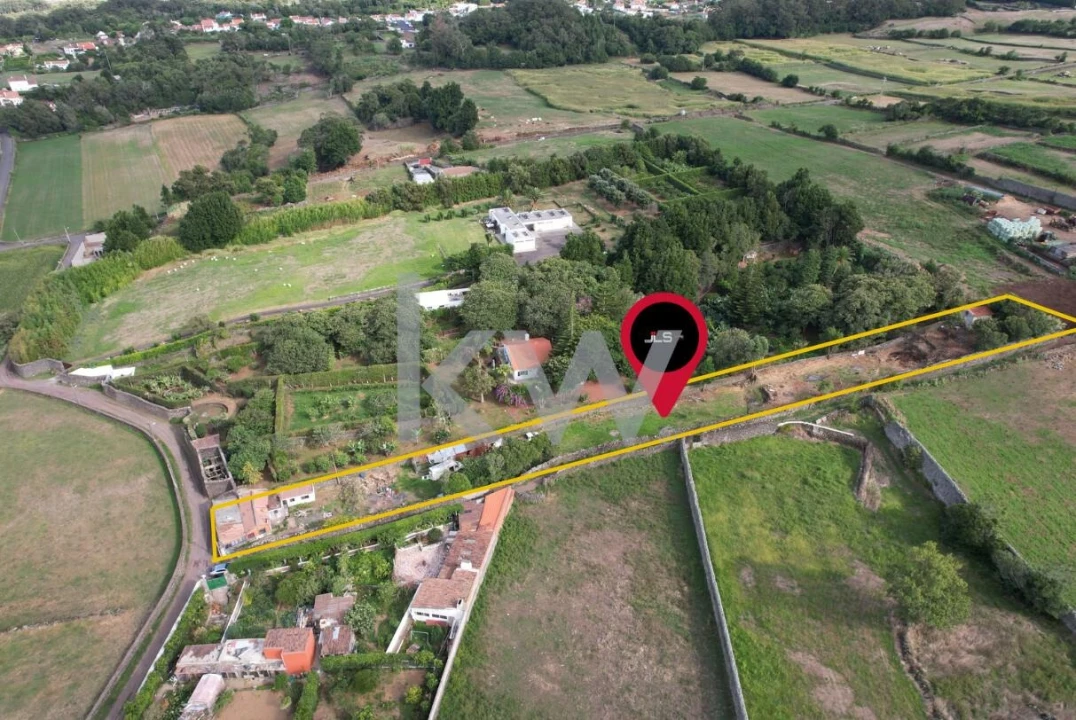 Moradia T3 para Venda em Fenais da Luz Foto 3