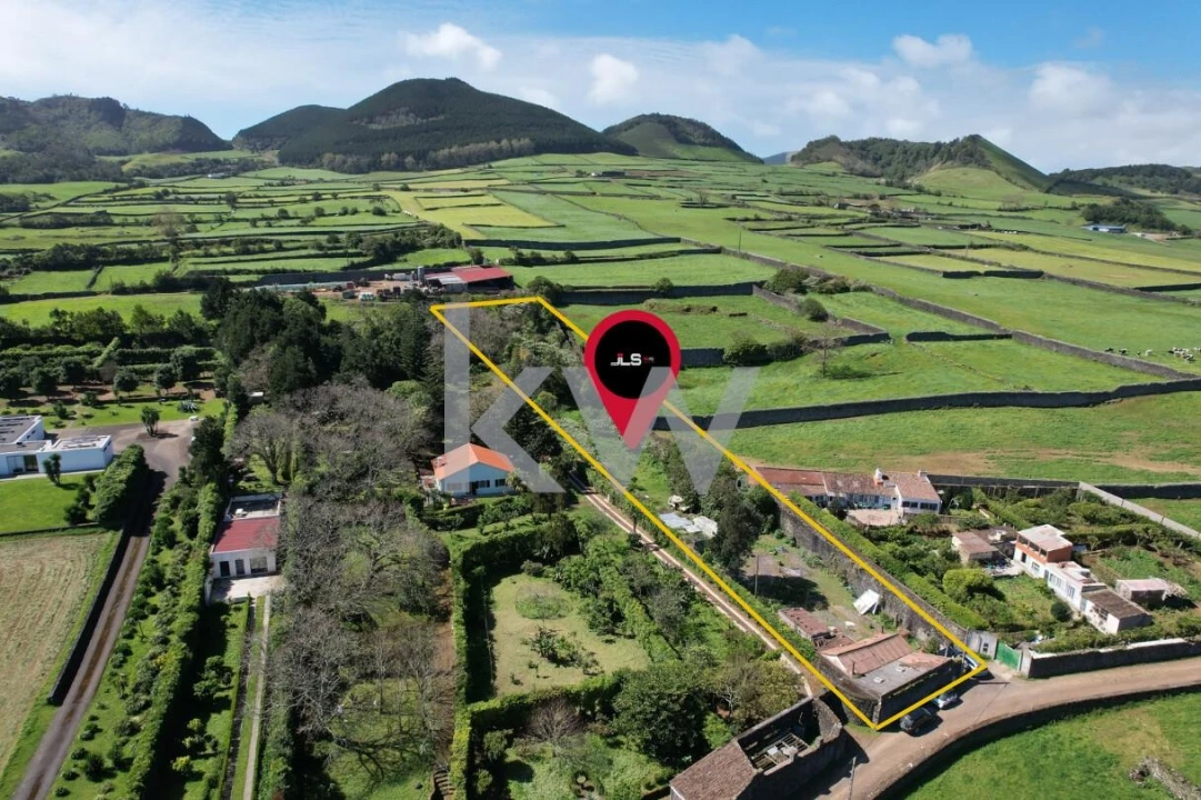 Moradia T3 para Venda em Fenais da Luz Foto 12