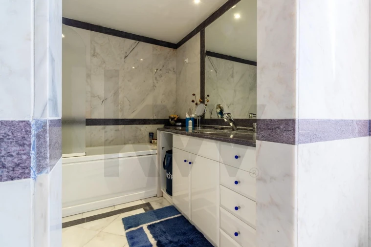 Apartamento T6 para Venda em São Domingos de Benfica Foto 36