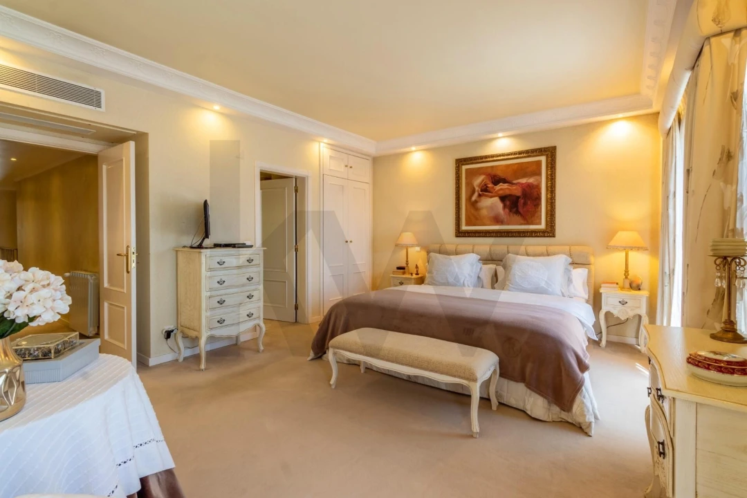 Apartamento T6 para Venda em São Domingos de Benfica Foto 31