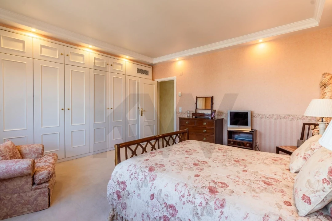 Apartamento T6 para Venda em São Domingos de Benfica Foto 43
