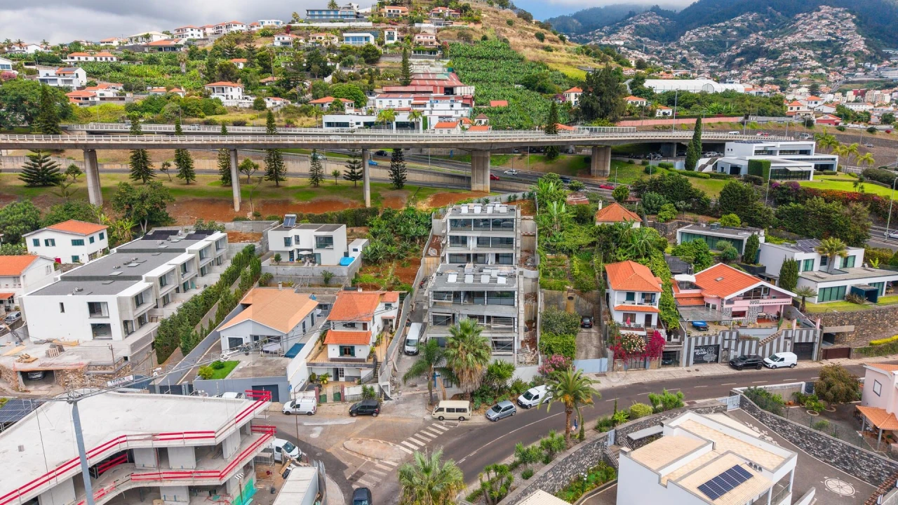 Apartamento T3 para Venda em São Martinho Foto 5