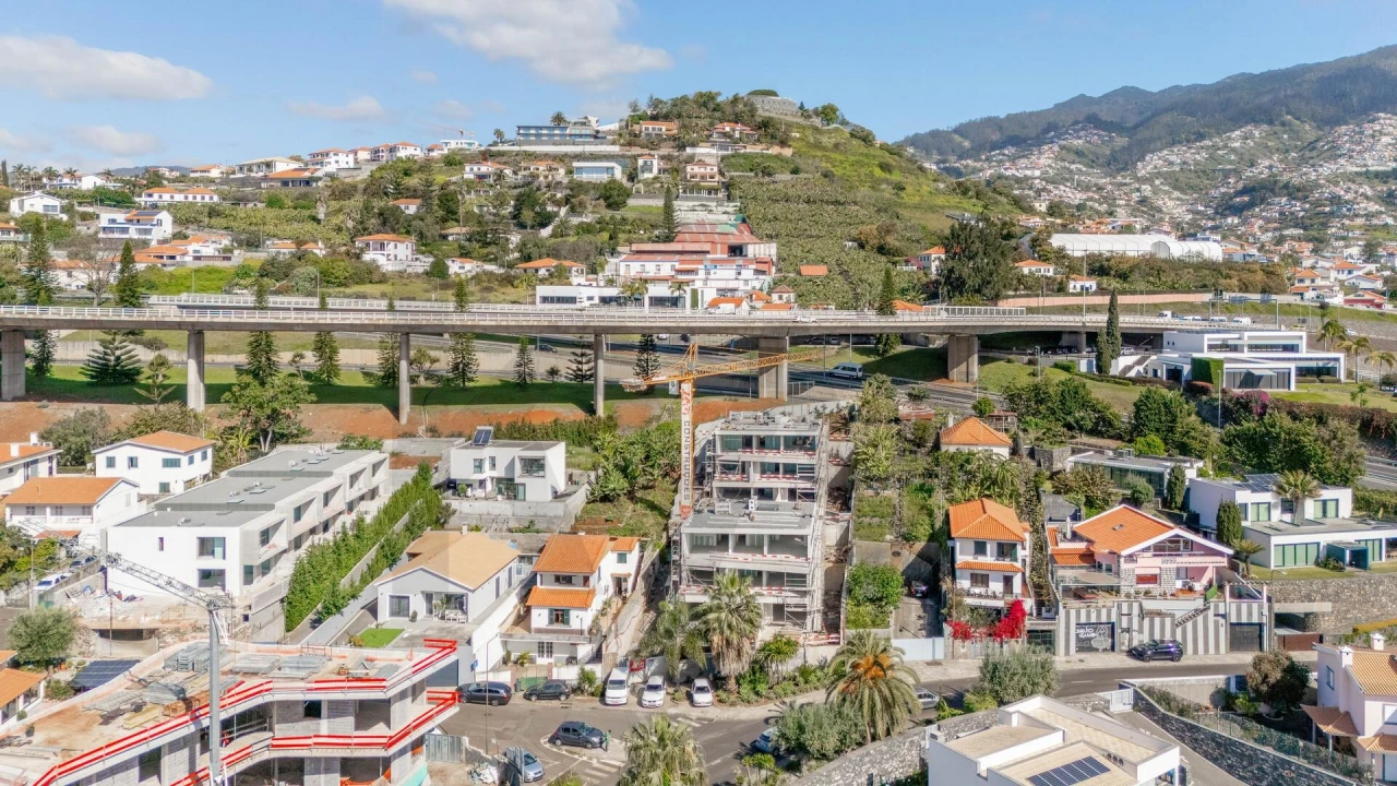 Apartamento T3 para Venda em São Martinho Foto 4